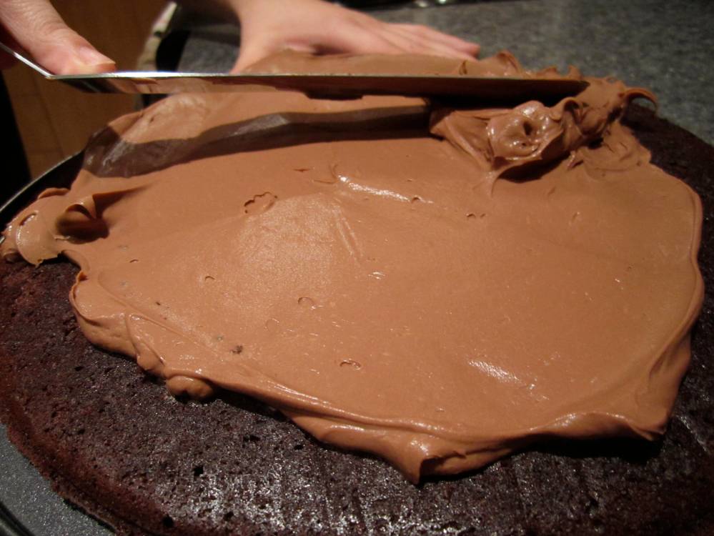 Spreading the filling